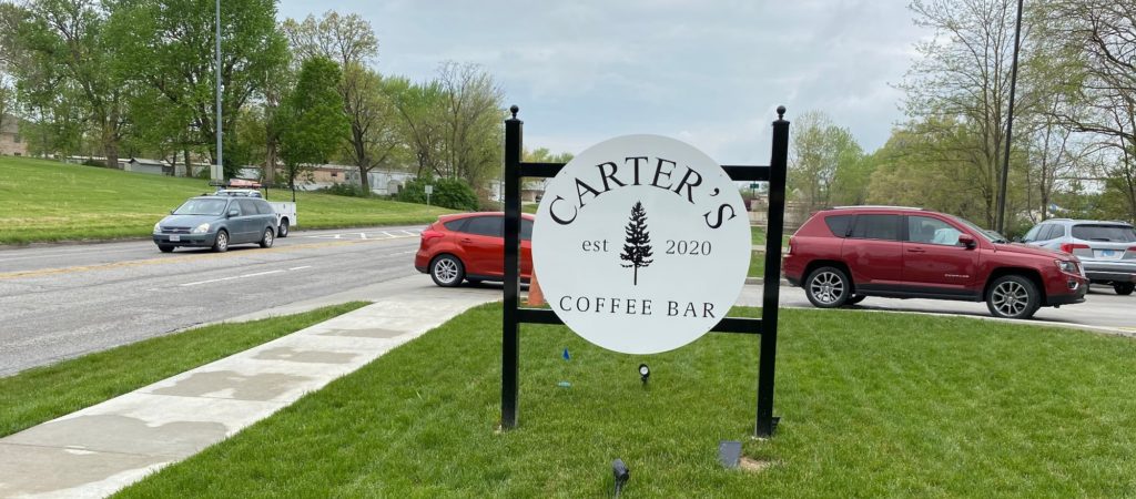 Carter's Coffee Bar traffic on Maine Street