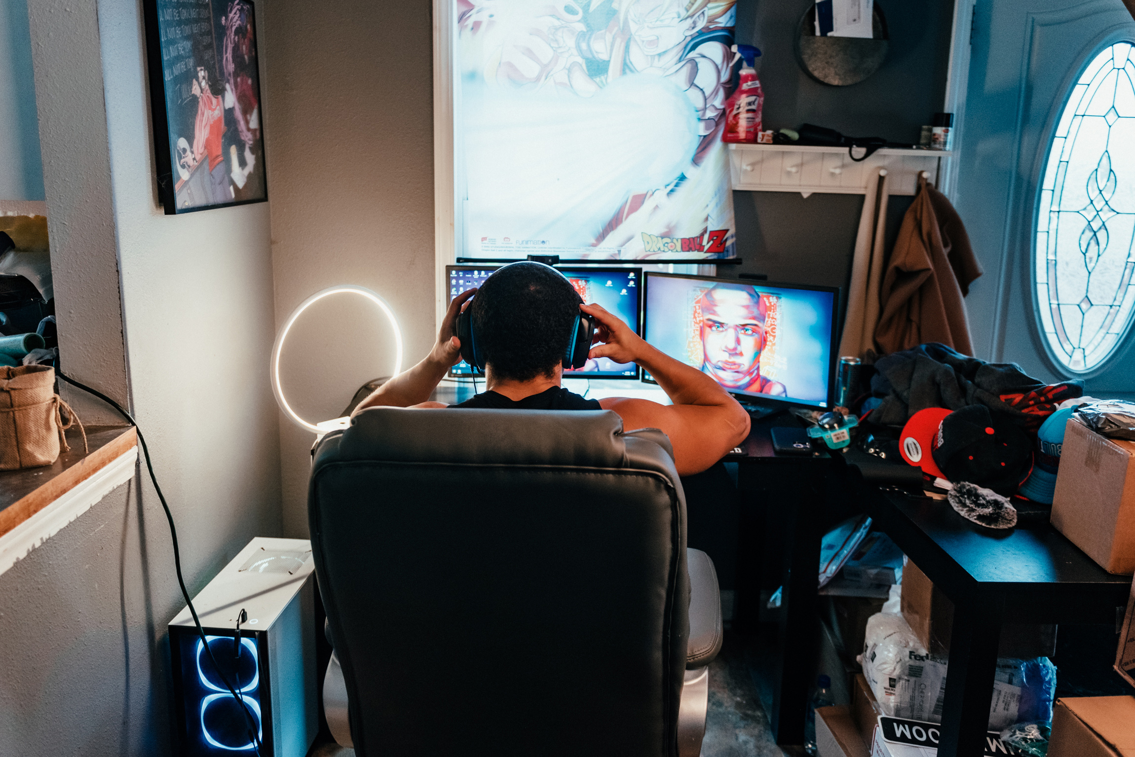 Tyler Steinkamp prepares for his daily Twitch stream Oct. 29 at his home in Missouri. MUST CREDIT: Photo for The Washington Post by Joe Martinez