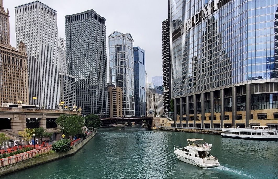 Chicago River