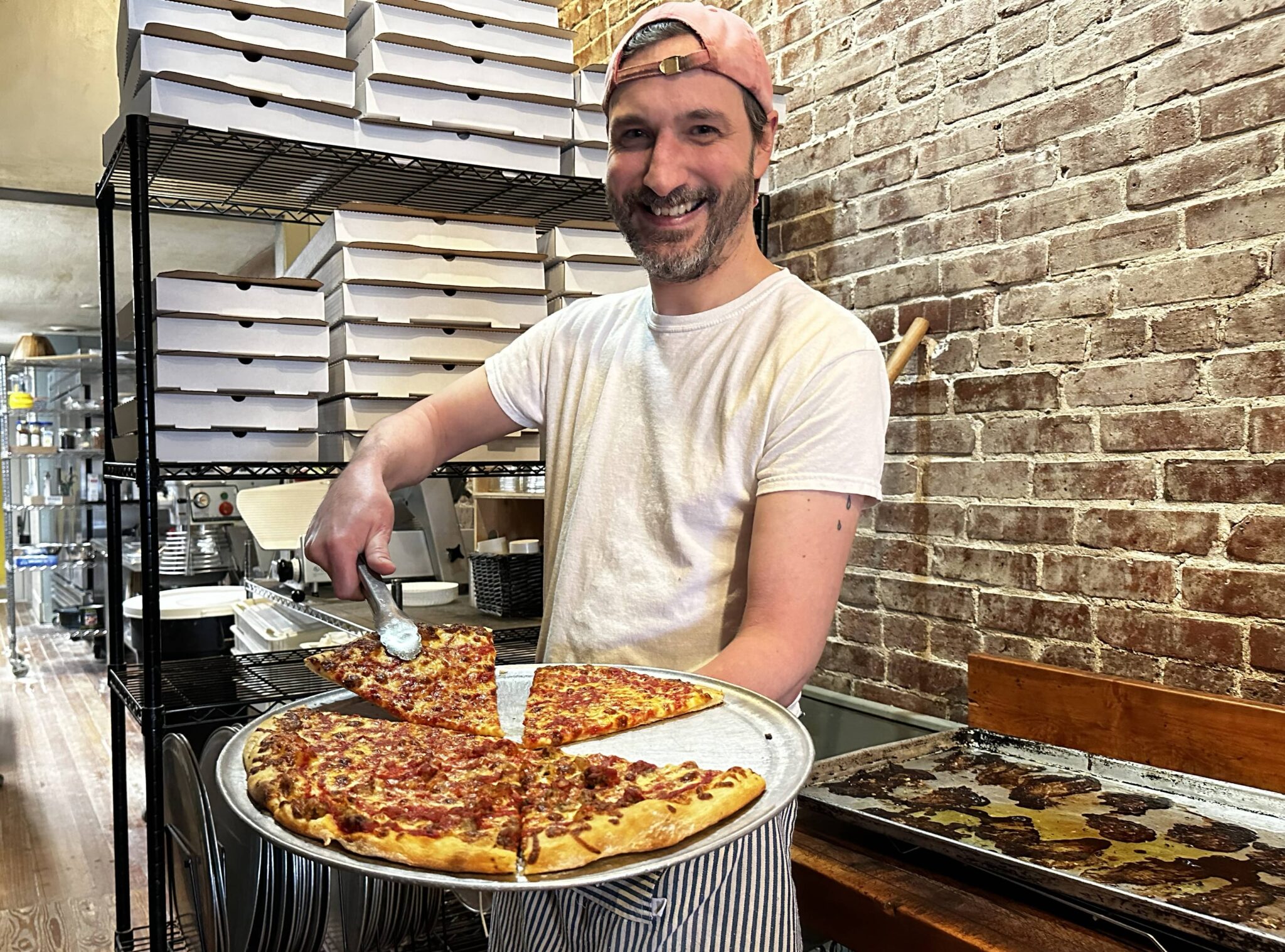 Galesburg pizza joint that ranks No. 1 in Illinois, No. 40 in nation ...