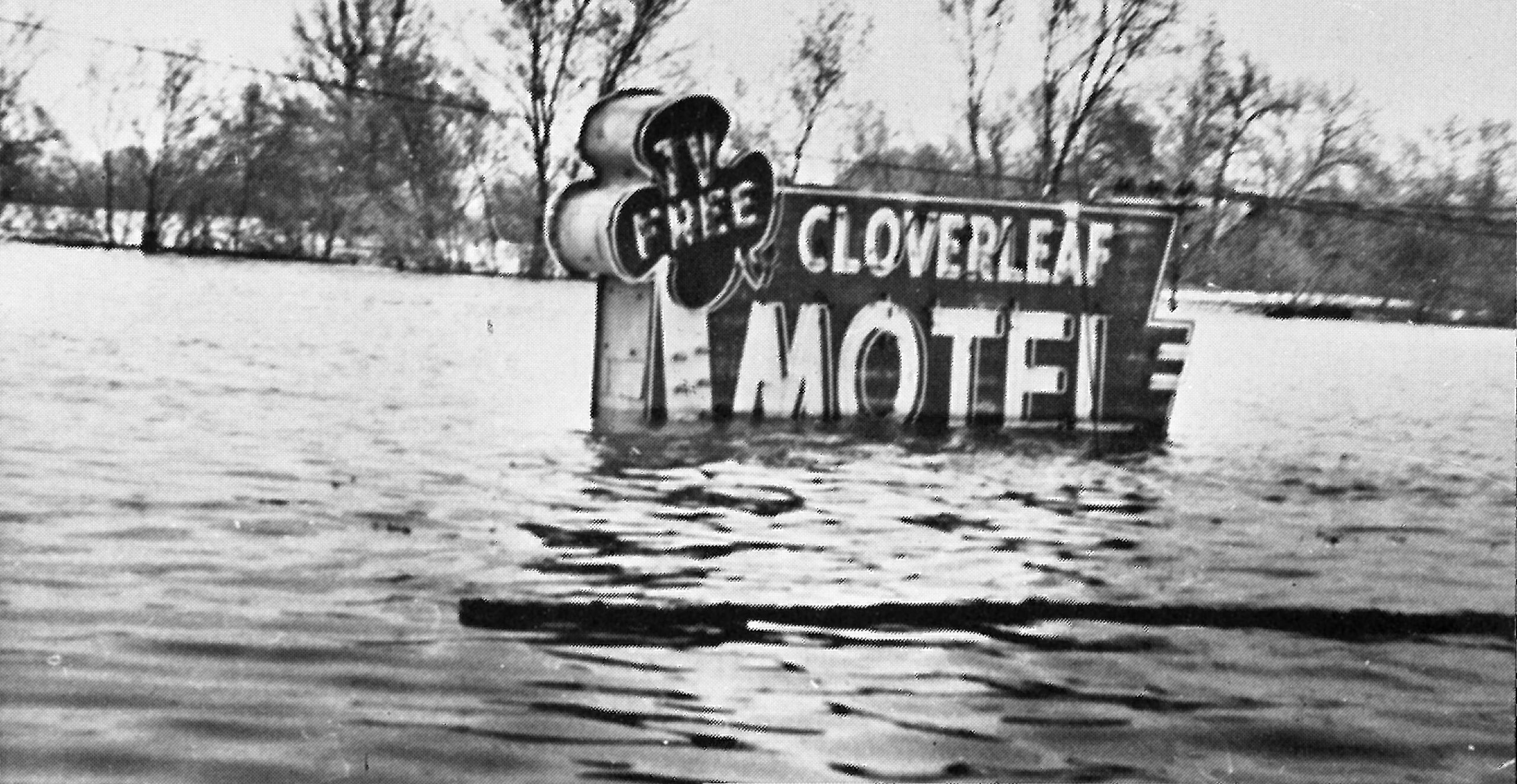 Cloverleaf Motel West Quincy MO 1973 Flood