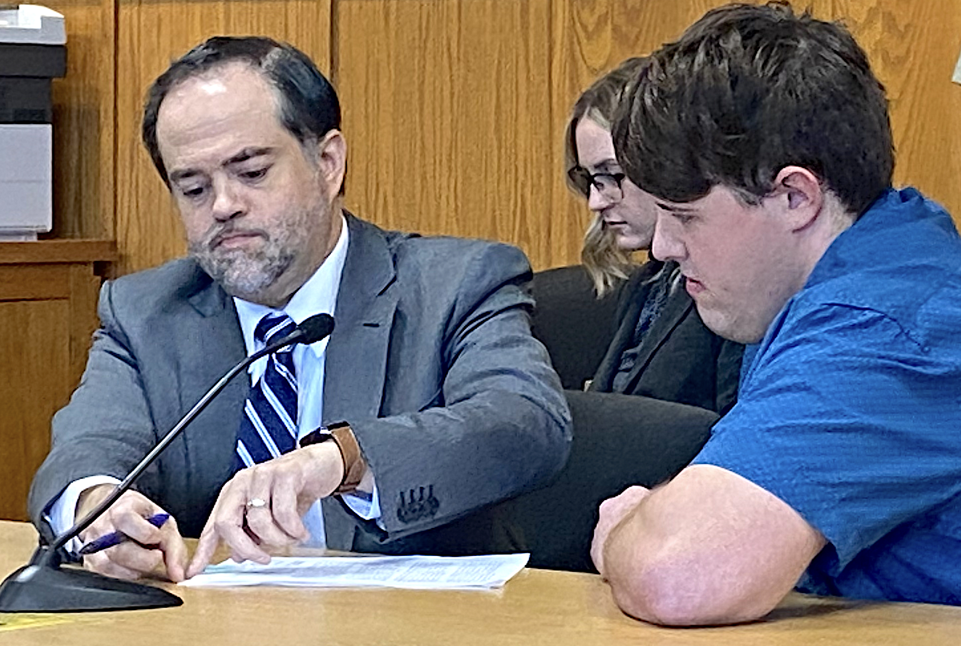 Youth pastor facing sexual abuse, pornography charges agrees to plea  capping prison sentence at 14 years – Muddy River News