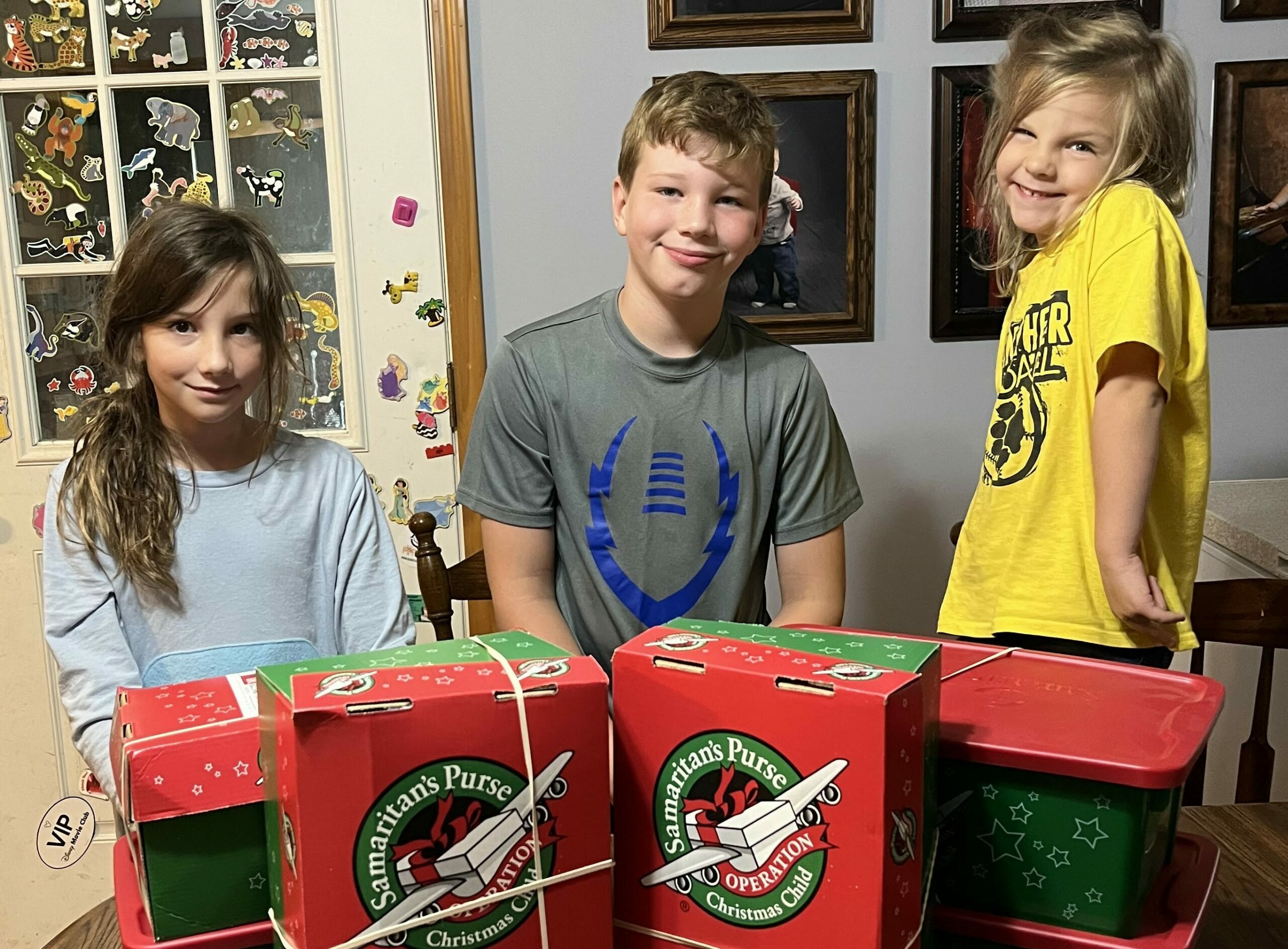 Ideas for Packing Operation Christmas Child Shoeboxes During COVID-19 –  GantNews.com