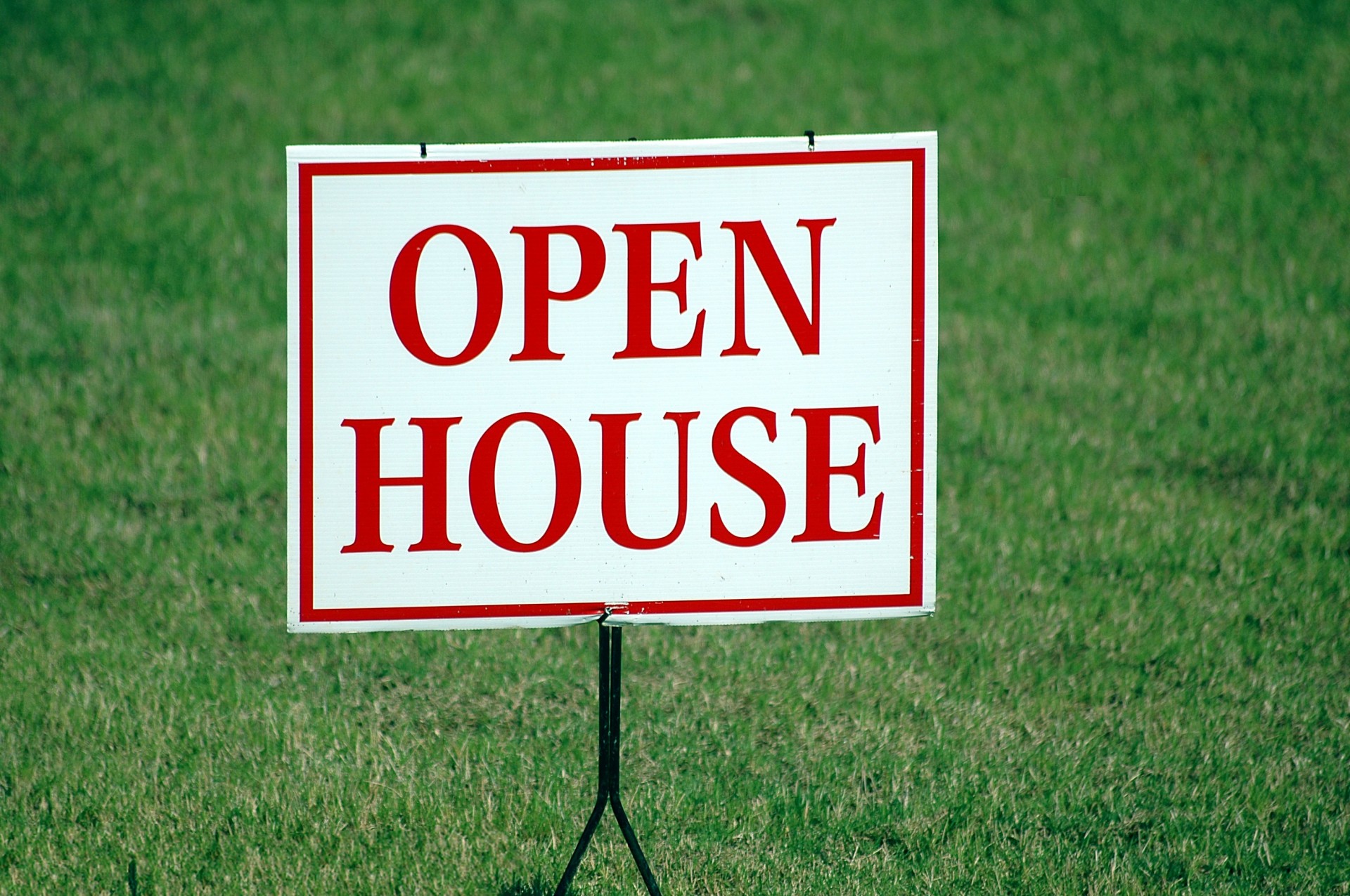 open-house-sign