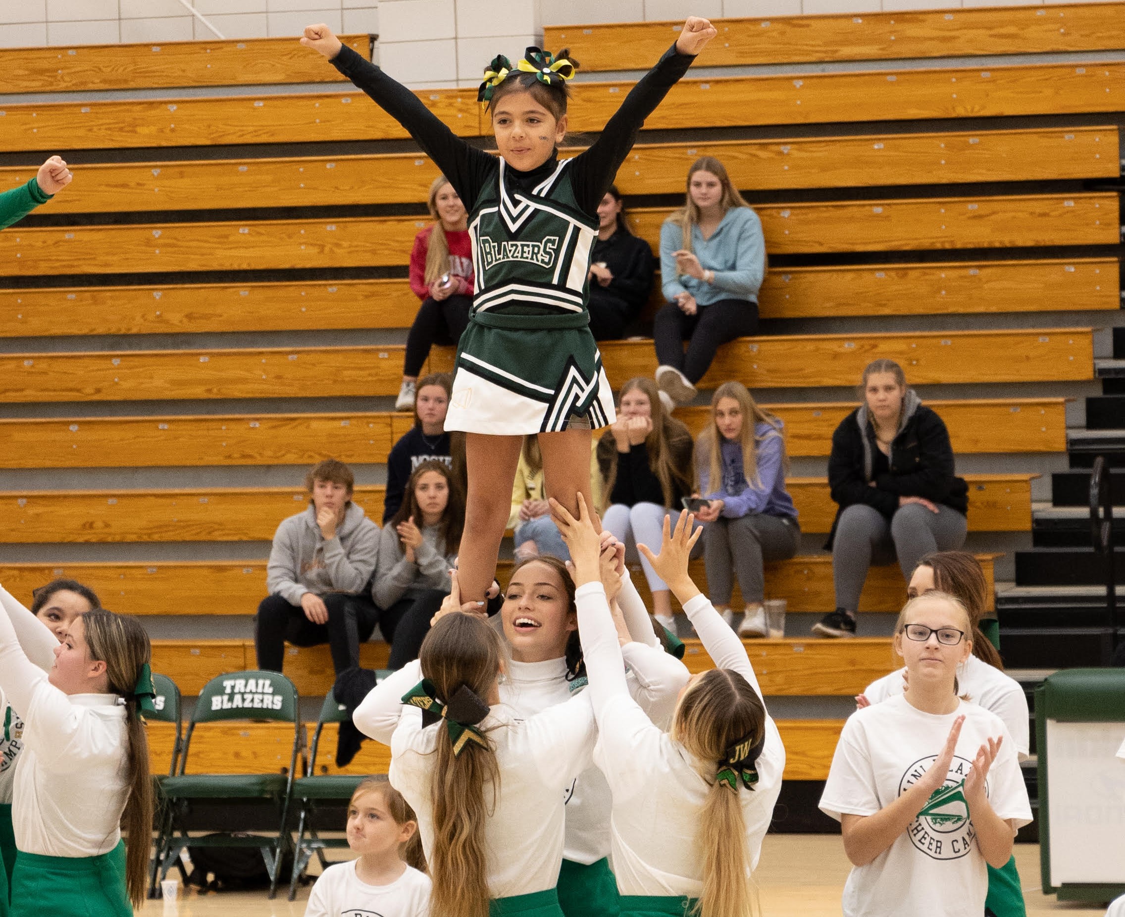 JWCC youth cheer