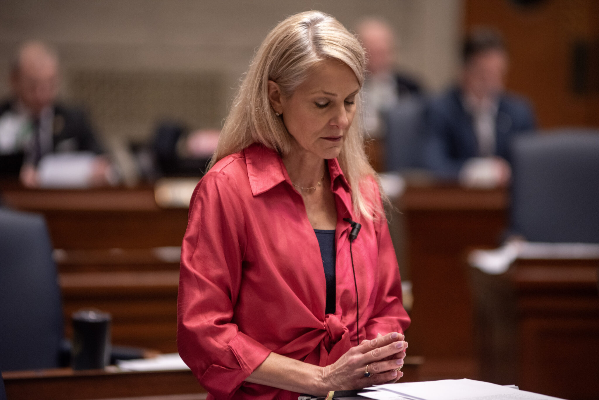 051425_mccreery1-2048x1367 State Sen. Tracy McCreery, D-Olivette, prepares for Senate Republicans to force a vote on a constitutional amendment to ban abortion (Annelise Hanshaw/Missouri Independent).