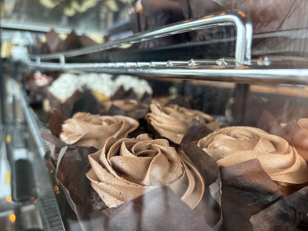 6ABED1F4-F6FA-46C5-8E28-F050F0AFBD73_1_105_c Krazy Cakes is suing The Mercantile over trade secrets, including recipes