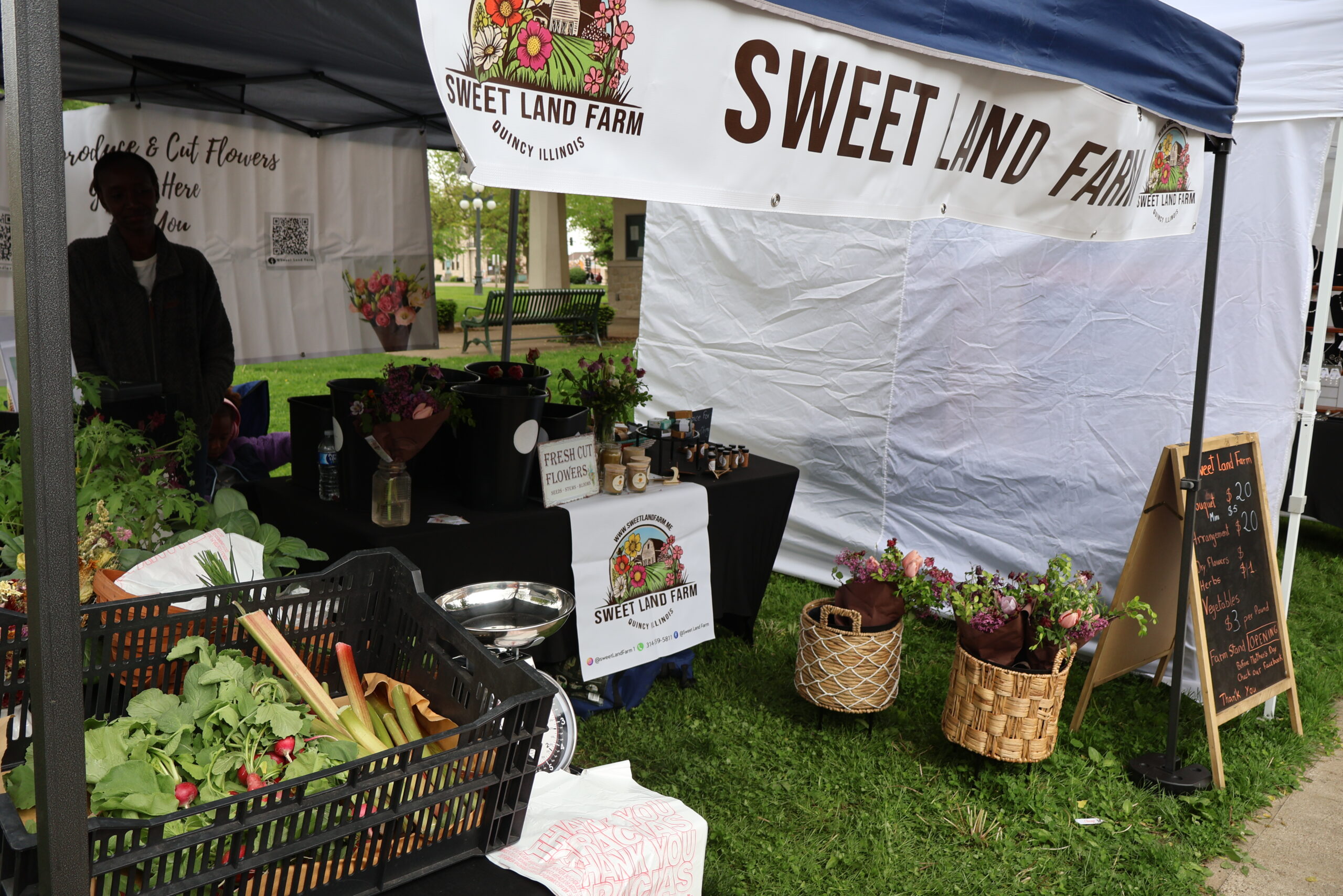 IMG_0872 Quincy's Farmers Market runs Saturday mornings from 8 am - 1 pm.