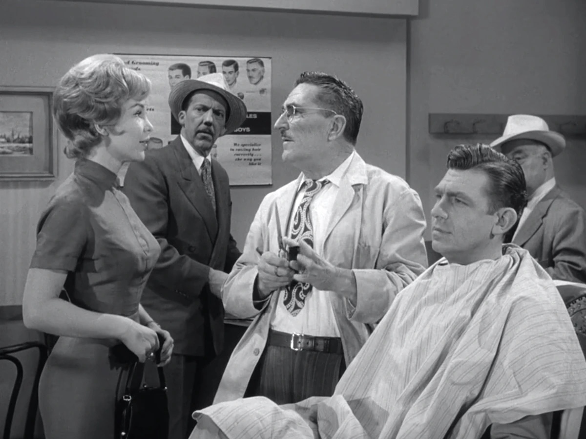 S2E16_-_The_Manicurist S2E16_-_The_Manicurist