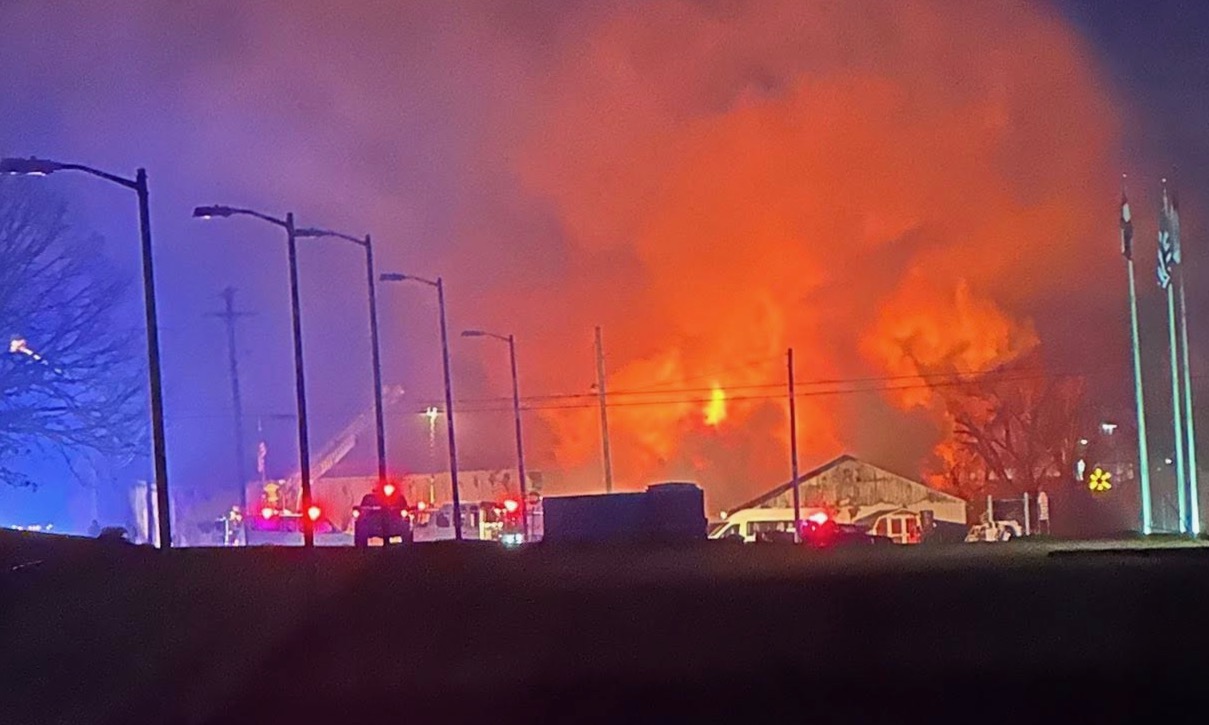 Scenic-River-Industries-fire3 Scenic-River-Industries-fire3